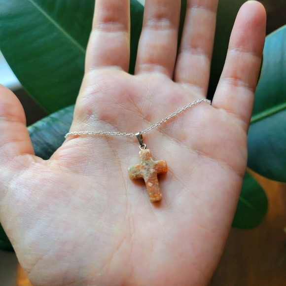 Vintage Dainty Stone Cross Necklace - Picture 4 of 6